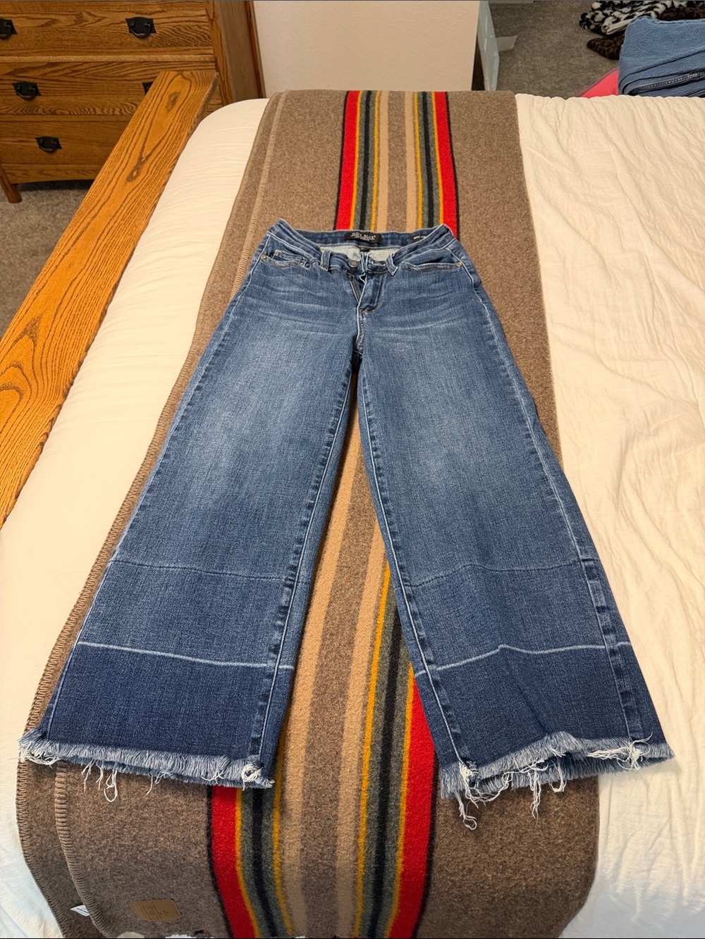 Judy Blue Wide Leg Crop Jean 1/25